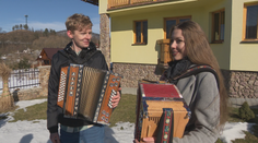 Od detstva tvoria nerozlučnú dvojicu. Aj vďaka nim získava heligónka nový rozmer