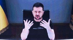 Protestujte, utečte alebo sa vzdajte. Zelenskyj vyzval Rusov, aby odolali výzve na mobilizáciu