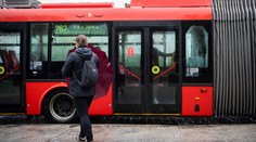 Kežmarčan masturboval v bratislavskom trolejbuse. Nahlásili ho cestujúci, polícia ho obvinila