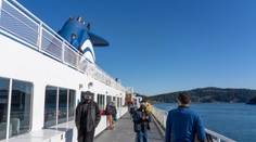 Turisti uviazli vo Viedni. Na výletnej lodi je 80 ľudí s koronavírusom