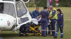 Auto vrazilo do skupiny ragbyových fanúšikov. Hlásia desať zranených