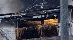 VIDEO: Požiar bytu na sídlisku vo Vrábľoch. Jeho majiteľka podľahla zraneniam