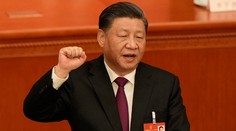 Čína zvyšuje clá pre USA na 125 %. Peking vyzýva EÚ, aby sa zapojila do boja proti americkým clám