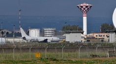 Žiadosť o pristátie sa zamieta. Po Španielsku sa USA otočil chrbtom ďalší spojenec z NATO