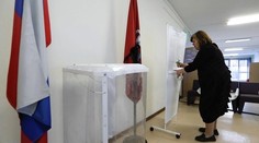 Prezidentské voľby v Rusku sa začali. Traja kandidáti otvorene podporujú Putina, opozícia nikoho nepostavila