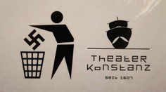 Nemecké divadlo uvedie hru Mein Kampf. Voľný vstup má každý, kto si dá pásku so svastikou