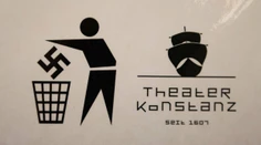 Nemecké divadlo uvedie hru Mein Kampf. Voľný vstup má každý, kto si dá pásku so svastikou