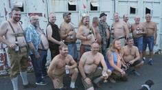 V Nemecku vznikol netradičný kalendár pivných brúch. Záujem oň je veľký