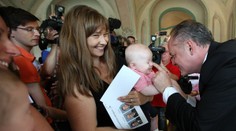 Prezident Kiska rozdelil plat. Komu daroval peniaze tentoraz?