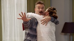 Klesol až tak hlboko? Z Lászla bude gigolo