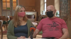 Pandémia koronavírusu im priniesla lásku. Vášniví chalupári sa spoznali cez internet