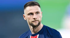 Budú Škriniar a Lobotka spoluhráči? PSG údajne Neapolu ponúkol kapitána slovenskej reprezentácie