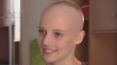 Iba 16-ročná Sofi má rakovinu. Jej úsmev a odhodlanie sú nákazlivé