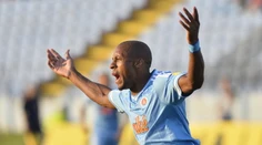 Slovan pod novým trénerom víťazne, Trenčín doma prehral s Podbrezovou