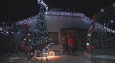 Aj Slováci majú radi vianočnú výzdobu. Tento dom uvidíte z poriadnej diaľky