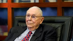 Zomrel miliardár Charlie Munger (†99), pravá ruka podnikateľa Warrena Buffeta