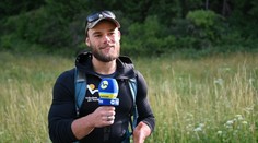 Hýbe sa ľahkosťou baletky, jeho svaly znesú oveľa viac. Do hôr sme vzali viacnásobného majstra sveta a Európy vo fitnes