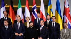 Putinovu vojnovú mašinériu majú odstrašiť  „mnohonárodné sily“. Európania chcú, aby dohliadali na mier na Ukrajine