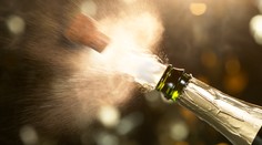 Noc plná alkoholu. Na Silvestra sa podľa odhadov opije asi milión Slovákov