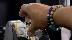 V USA padol miliardový jackpot, víťaza teraz čaká zásadné rozhodnutie
