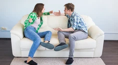 Ak sa s partnerom nehádate, váš vzťah je mŕtvy