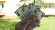 Reálne mzdy väčšiny Slovákov ďalej klesajú. S prepadom sú na tom najhoršie tieto povolania