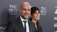 Náročné obdobie na ihrisku aj v súkromí. Guardiola sa po 30 rokoch rozchádza s manželkou