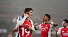 Arsenal to opäť nezvládol. Titul sa vzdialil, bude to iba ďalšie druhé miesto