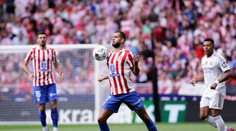 VIDEO: Hancko a jeho spoluhráči ovládli Madrid. Real v derby rozstrieľali piatimi gólmi