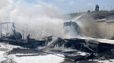 Pracovali 24 hodín nepretržite. Úsek diaľnice D1 pred tunelom Branisko je po požiari kamiónov opravený