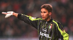 Titul vychytal aj pre Buffona, no kariéra mu stroskotala. Nádejného brankára pohltila závislosť od drog