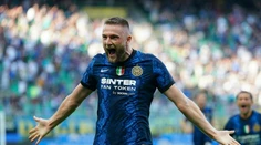 Škriniar sa vracia do zápasového kolotoča. Odchod z Interu dostal nové trhliny