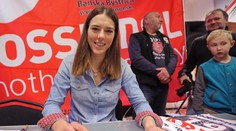 Slovenská superhviezda! Ešte nedávno autogramy pýtala, dnes ich rozdáva