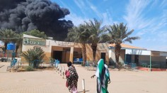 Masaker v Sudáne: Letecký útok armády na trh zabil najmenej 100 ľudí