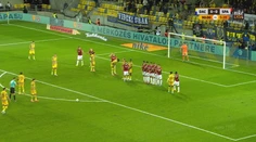 VIDEO: Dunajská mala aj v 96. minúte luxusnú šancu. Trnava však na Žitnom ostrove uhrala bezgólovú remízu