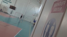 Pre COVID-19 zatvárajú v Trenčianskom kraji stredné školy. Pozitívni sú žiaci aj učitelia