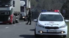 Prežil zázrakom! Motorkárovi skrížila cestu črieda lesnej zveri