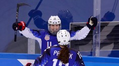 VIDEO: Hokejistky USA do semifinále, Američanka sa postarala o tento husársky kúsok