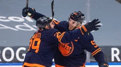 Frajer na záver: McDavid predviedol ďalšiu parádu. Hlavu v smútku mala hviezda Ottawy