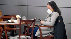 Respirátor, rúško, šál či šatka. Oddnes sú už na verejnosti povinnosťou