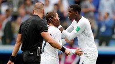 Prvým semifinalistom sú Francúzi, dvomi gólmi pokorili Uruguaj