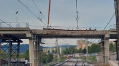 Konštrukciu mosta v Poprade odstránili skôr, začala sa obnova trate