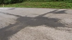 Majiteľ firmy, ktorá má opraviť cesty v Banskobystrickom kraji, konečne prehovoril