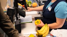 Japonský reťazec testoval superpomalú pokladňu, jeho tržby vzrástli