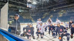 Petrovický prezradil, kto bude chytať proti Švédom. Slováci nastúpia v nových dresoch