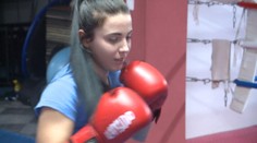 Je mladá, krásna a má tvrdú ranu. Majsterka sveta z Prešova