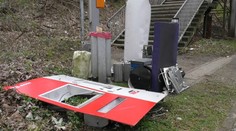 Muž zahynul po výbuchu automatu na cestovné lístky