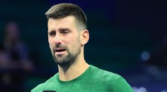 VIDEO: Smrť niekdajšieho kouča ho zlomila. Djokovič sa v Aténach neubránil slzám