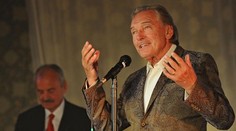 Prehovorila manželka Karla Gotta. Na Facebook napísala odkaz