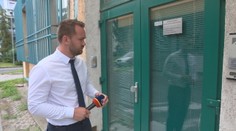 Poslancom platíme kancelárie, sú však zamknuté. Najväčšia strana si z toho spravila biznis